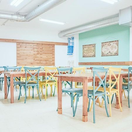 Albergue Aloxa Hostel Pontevedra Bagian luar foto