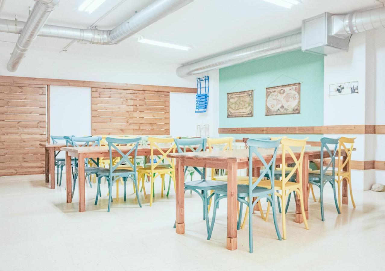 Albergue Aloxa Hostel Pontevedra Bagian luar foto